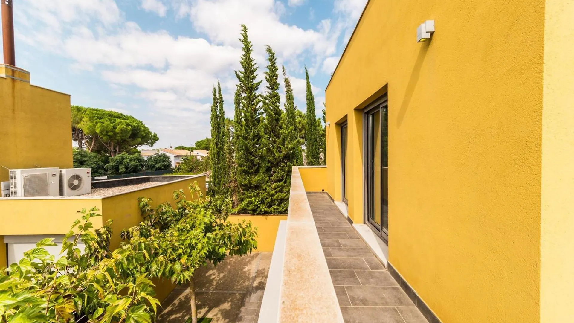 Modern Villa In L' Escala